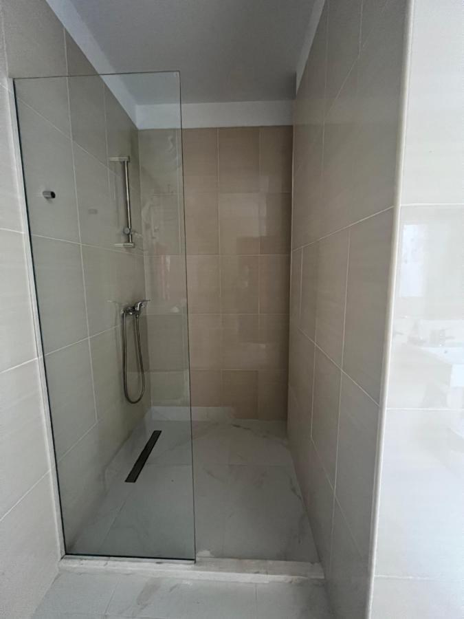 Center-Sea View Apartament,Sarandë Exteriér fotografie